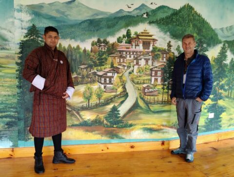 Peter Denk mit Fahrer Saimon